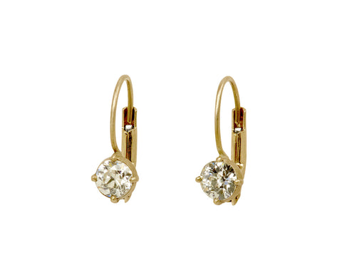 White Diamond Phantome Earrings - TWISTonline