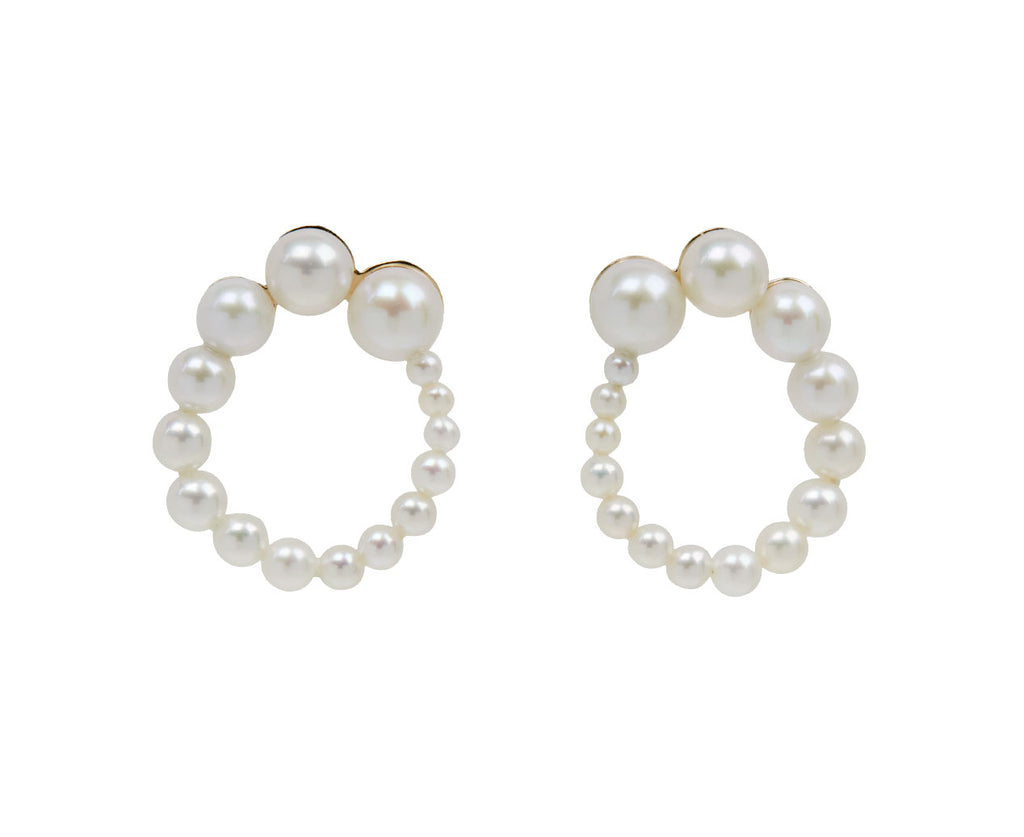 Petite Embrassée de Perle Earrings