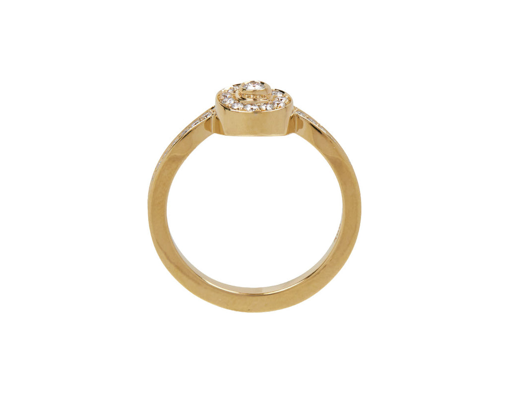 Coquille Diamond Ring