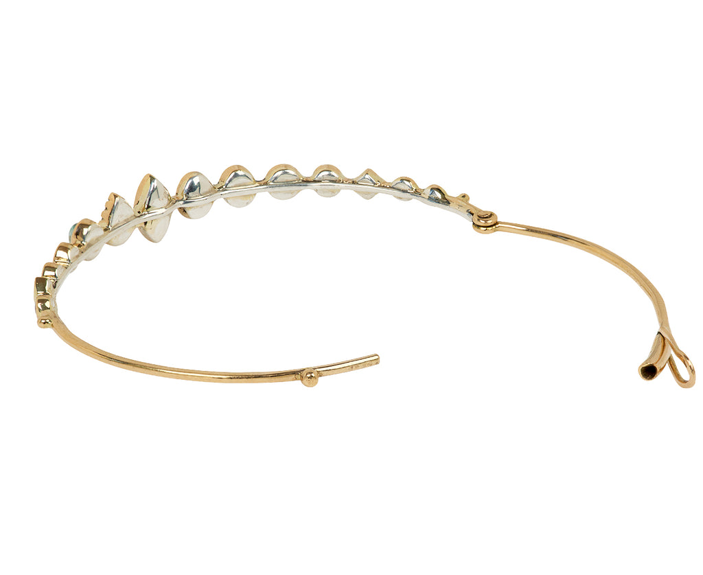 Dorette Multi-Gem Souriant Bangle Bracelet - Closure