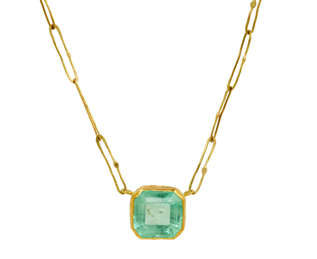 Light Colombian Emerald echo Necklace