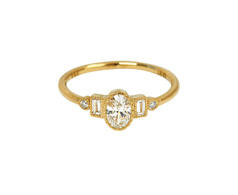Oval Bel Canto Diamond Solitaire - TWISTonline