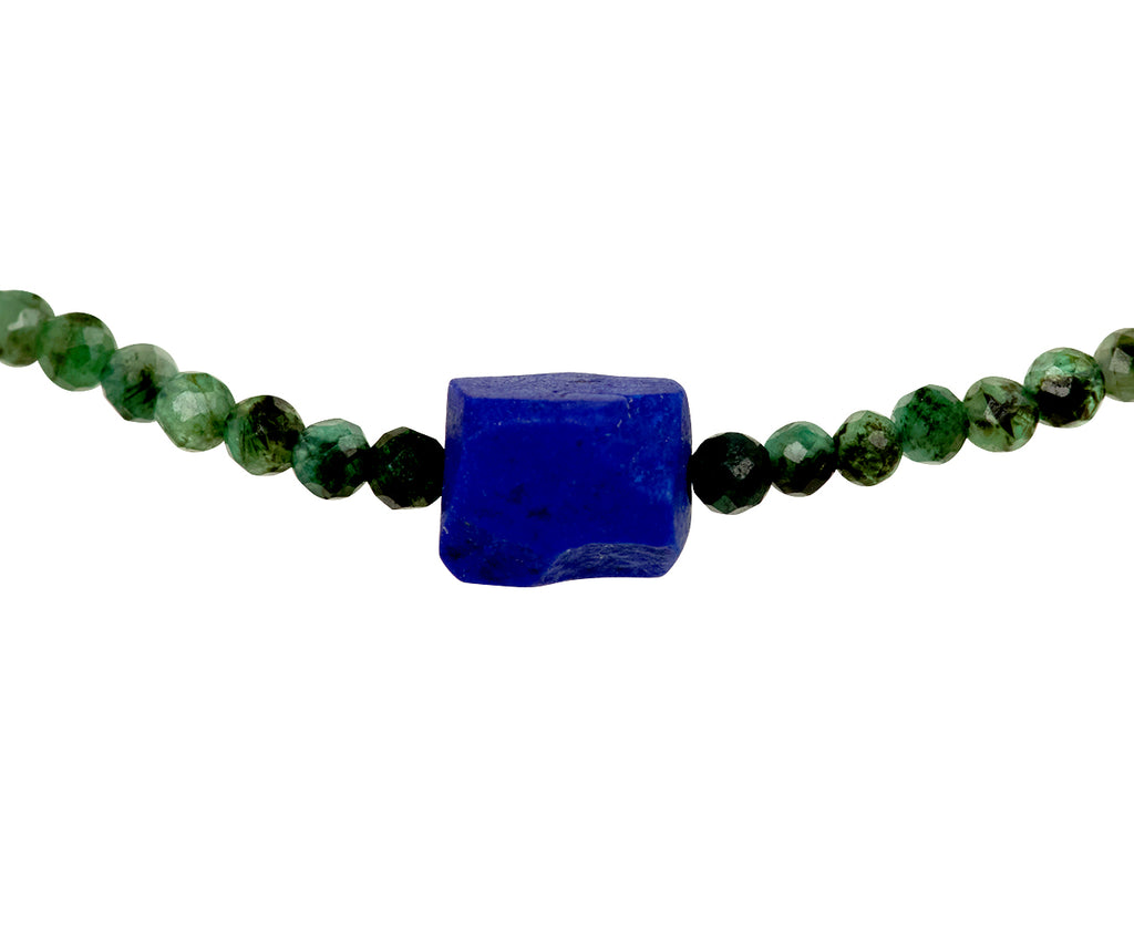 Margaret Solow Emerald and Lapis Beaded Bracelet - Closeup