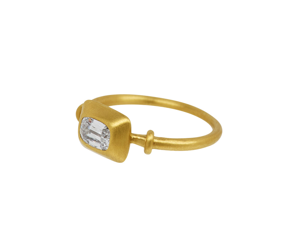 Small Diamond Capsa Ring