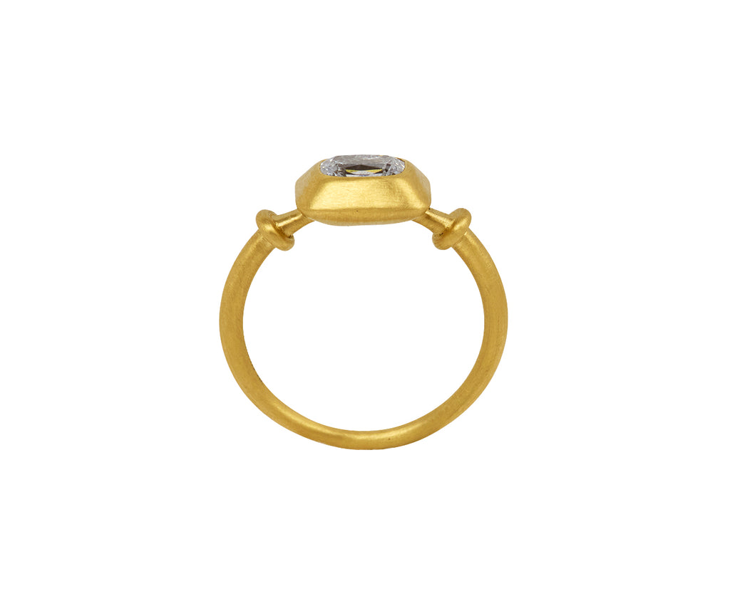 Small Diamond Capsa Ring