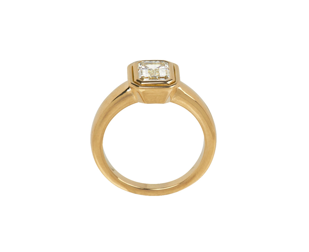 Emerald Cut Diamond Aria Solitaire