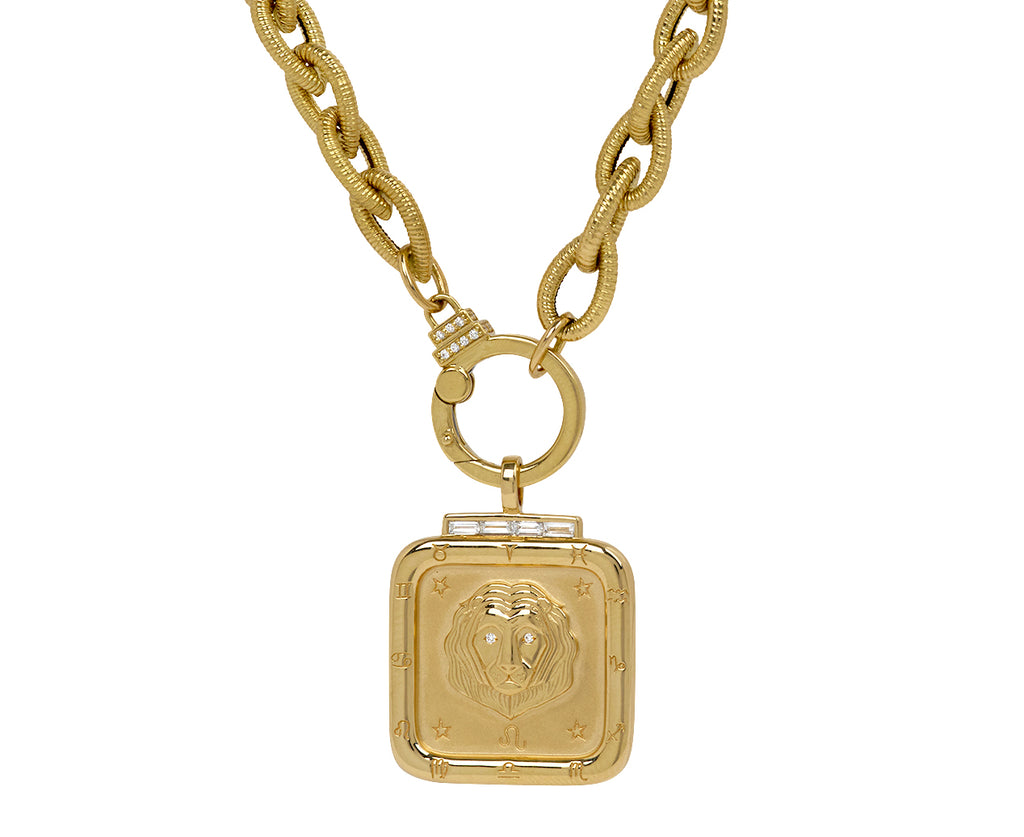 Textured Teardrop Chain Necklace