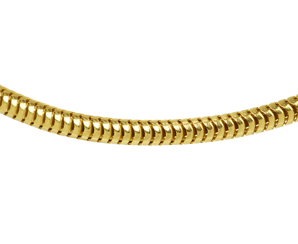 Stephanie Windsor Snake Chain Bracelet - Closeup