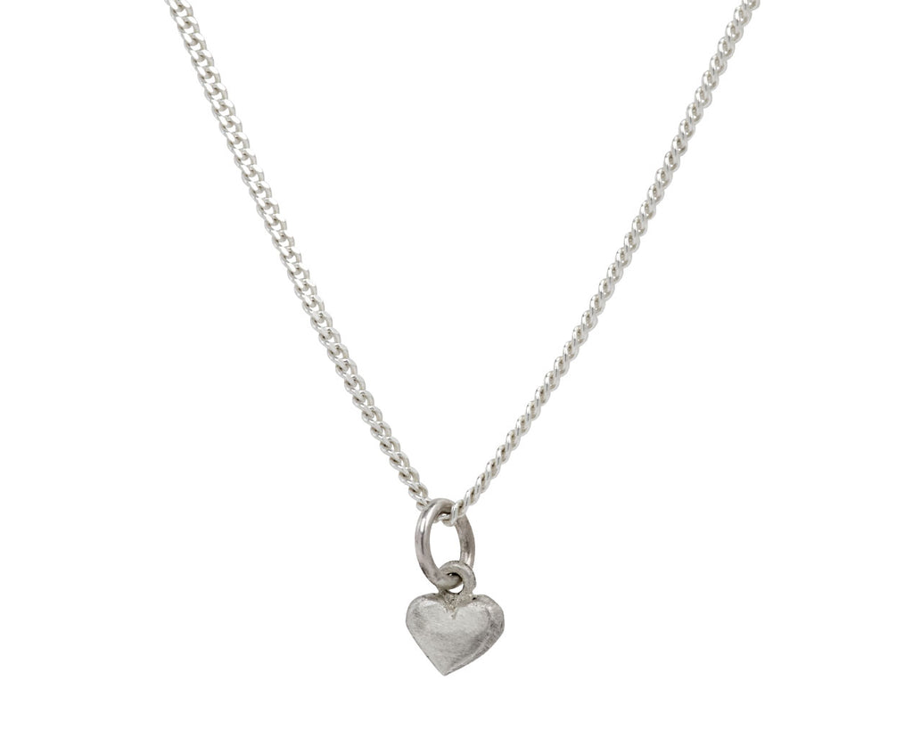 Tó Garal Small Heart Pendant Necklace