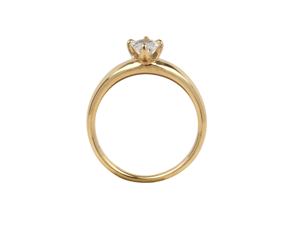 Oval Bubble Diamond Solitaire