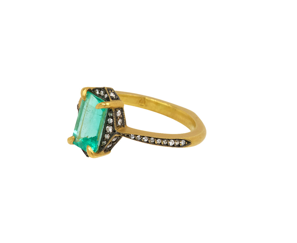 Ethiopian Emerald Aphrodite Ring