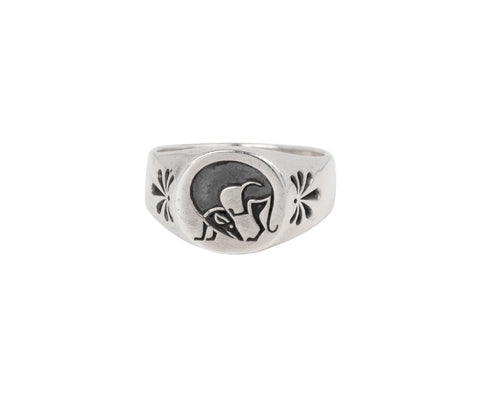 Digby & Iona Doggo Signet Ring