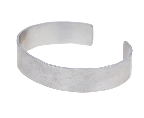 Sara Finchley silver misanga bracelet（Silver Parchment Cuff