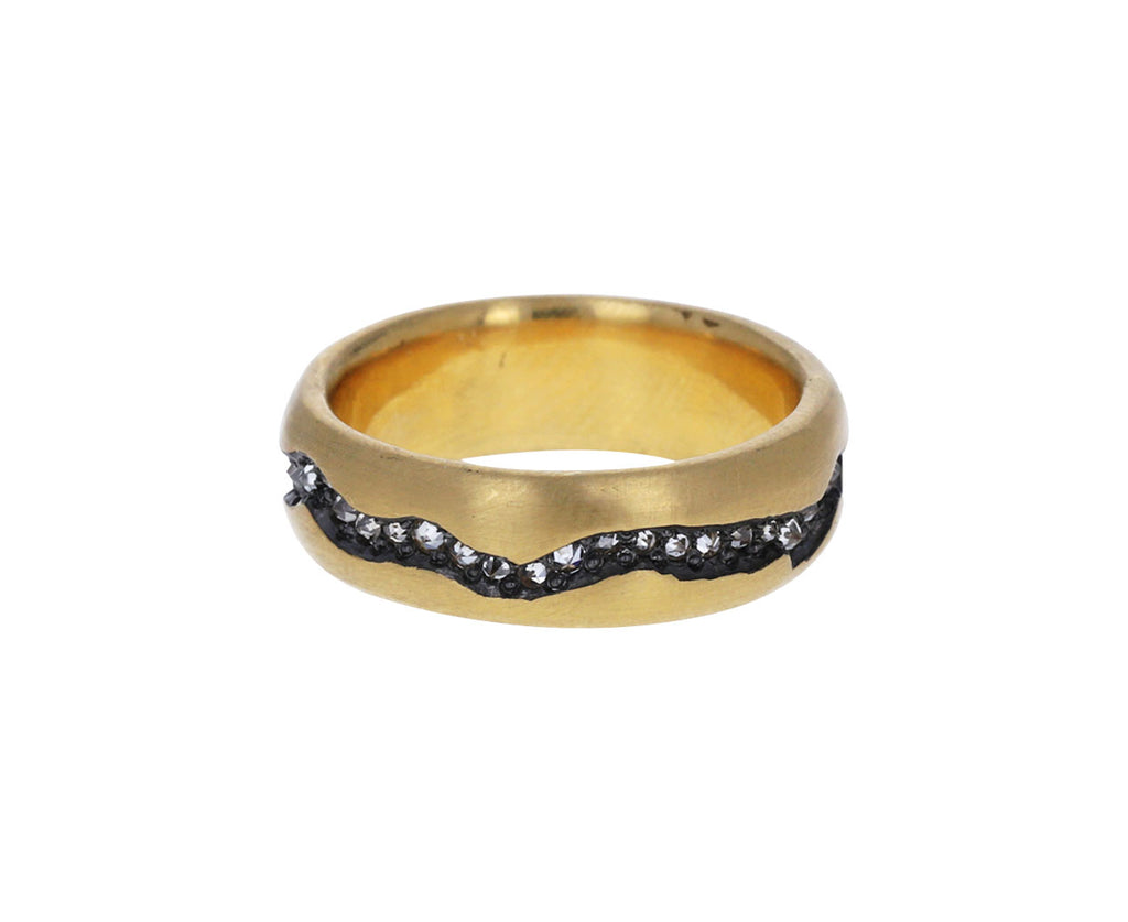 Diamond Fissure Band