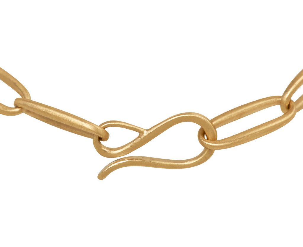 Nicole Landaw Gold Heavyweight Link Chain Bracelet - closure