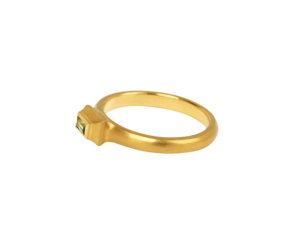 Green Sapphire Tiny Portrait Ring