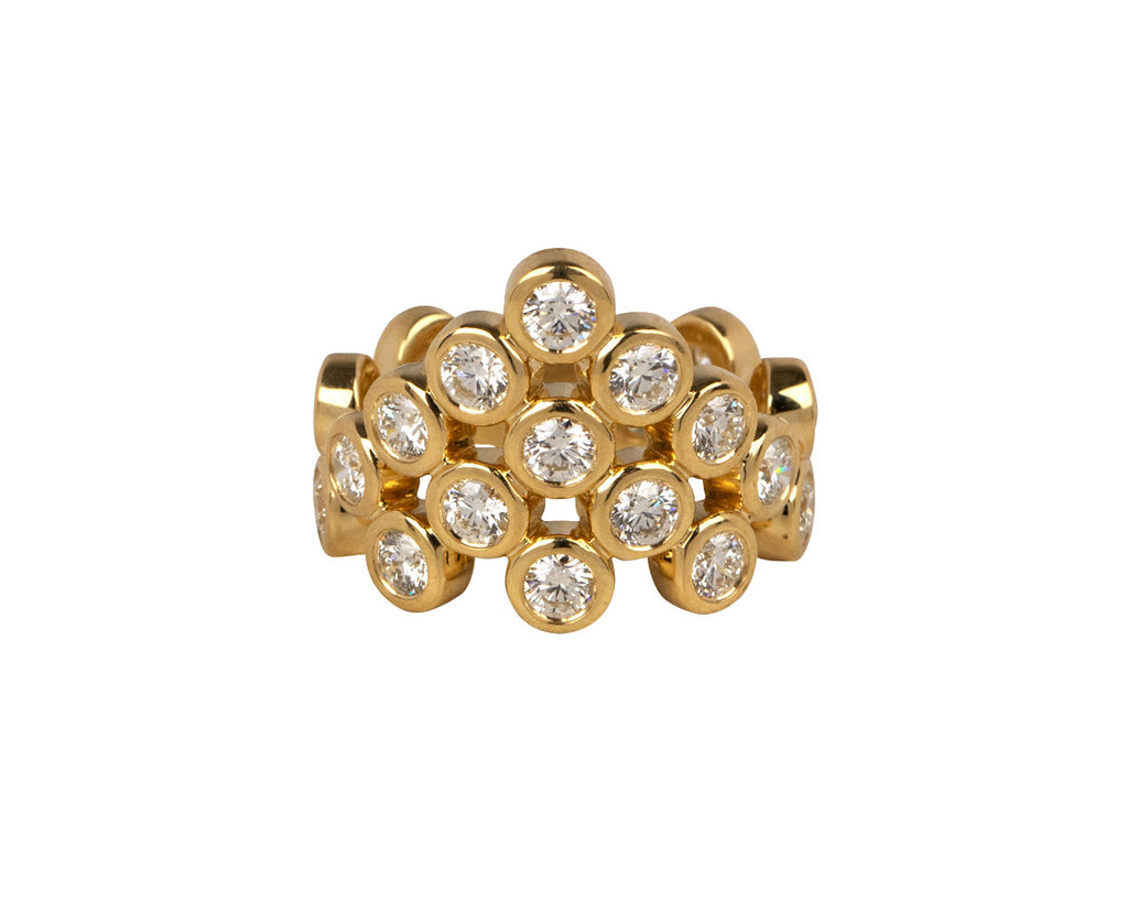 9ct Gold Pyramid Ring . . . . . . #jewellery #bespokejewellery  #9ctjewellery #9ctgold #9ctgoldjewellery | By TGT JewellersFacebook
