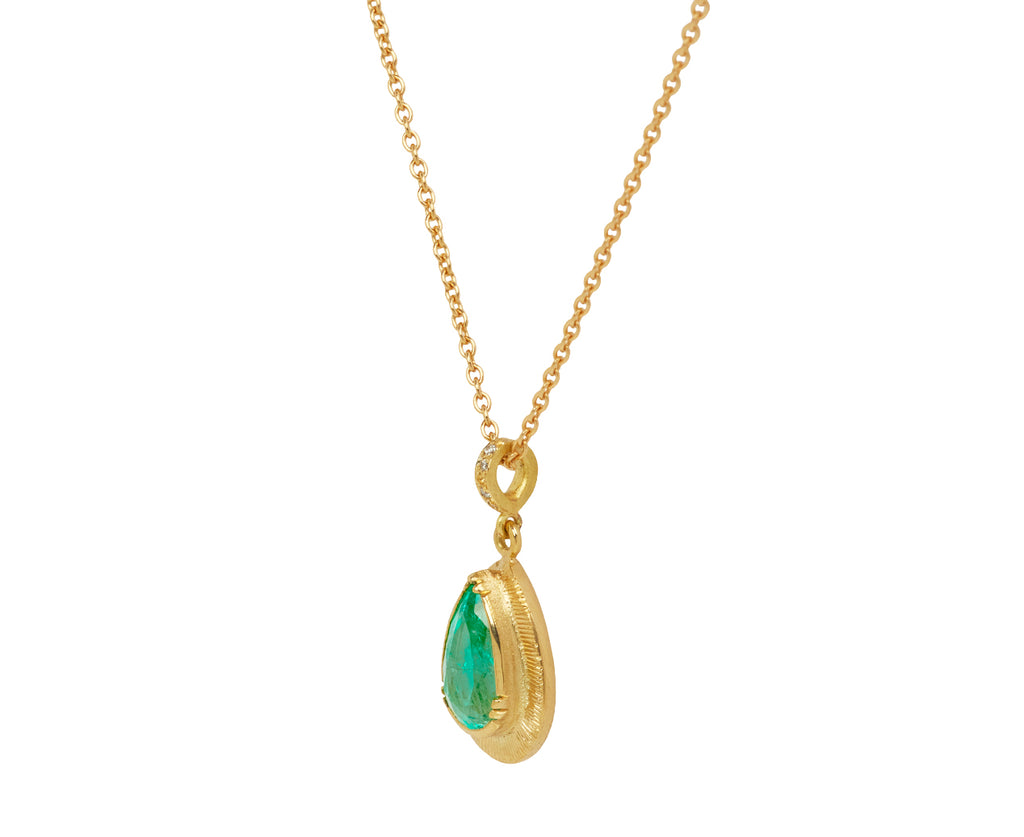 Teardrop Emerald Engraved Necklace