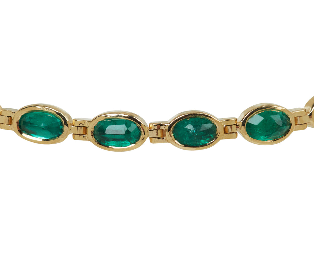 Celine Daoust Rose Cut Emerald Articulated Bracelet - closeup