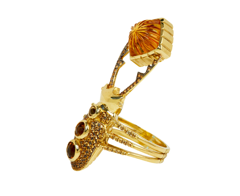 Mithras CT 6.6 carved citrine CT 1.52 mustard sapphires CT 0.35 Amethysts 18kyg - TWISTonline 