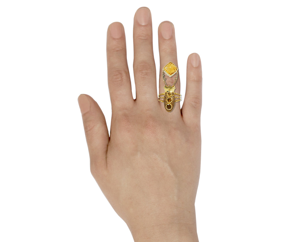Mithras CT 6.6 carved citrine CT 1.52 mustard sapphires CT 0.35 Amethysts 18kyg - TWISTonline 