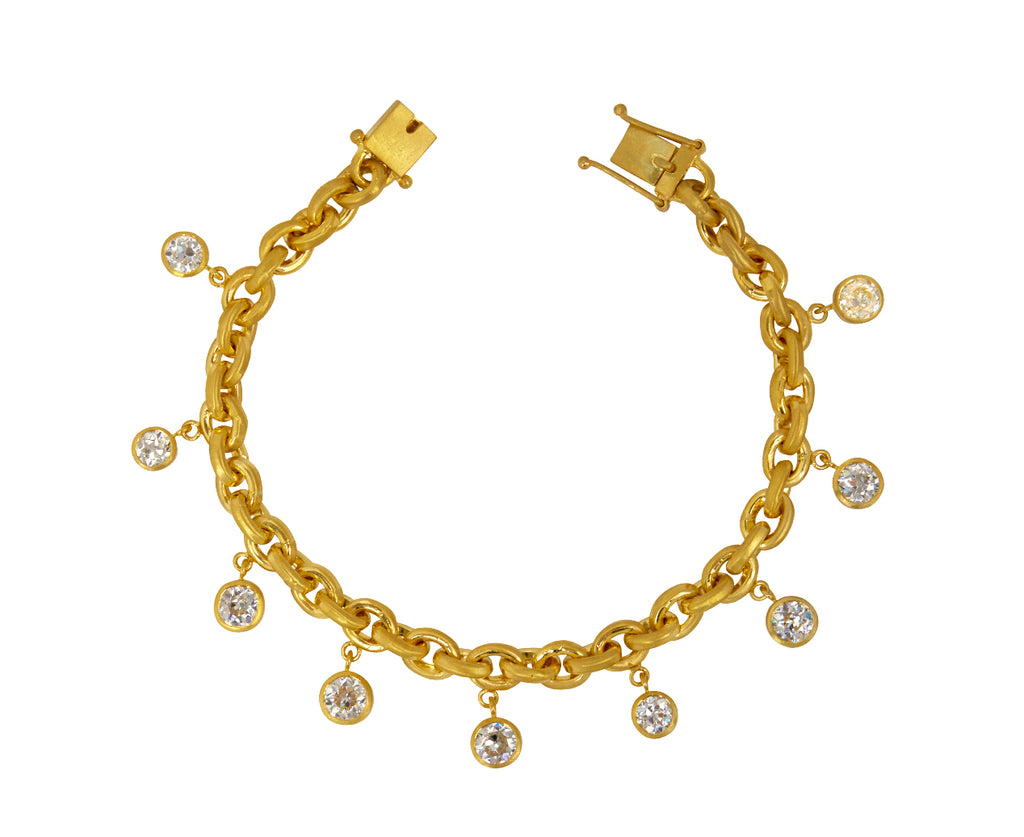 Diamond Veil Oversized Signature Chain Bracelet