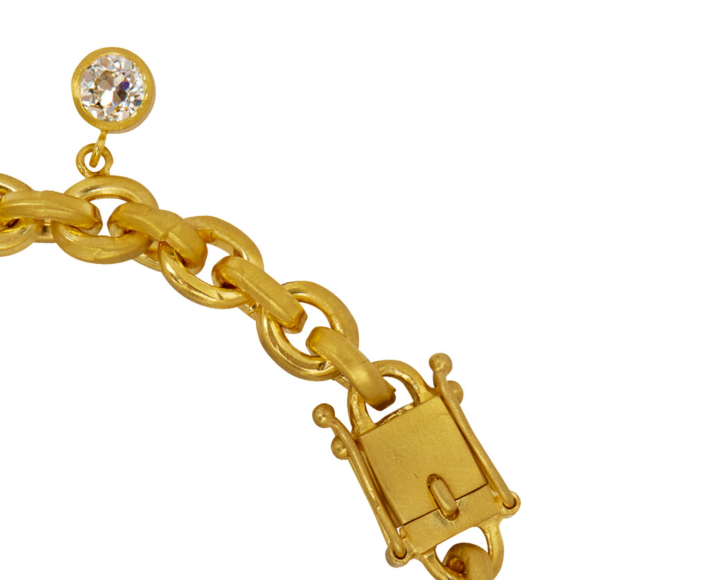 Diamond Veil Oversized Signature Chain Bracelet