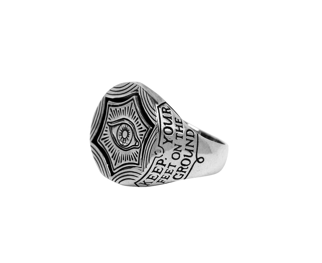 Digby & Iona Eyes and Stars Signet Ring Side View