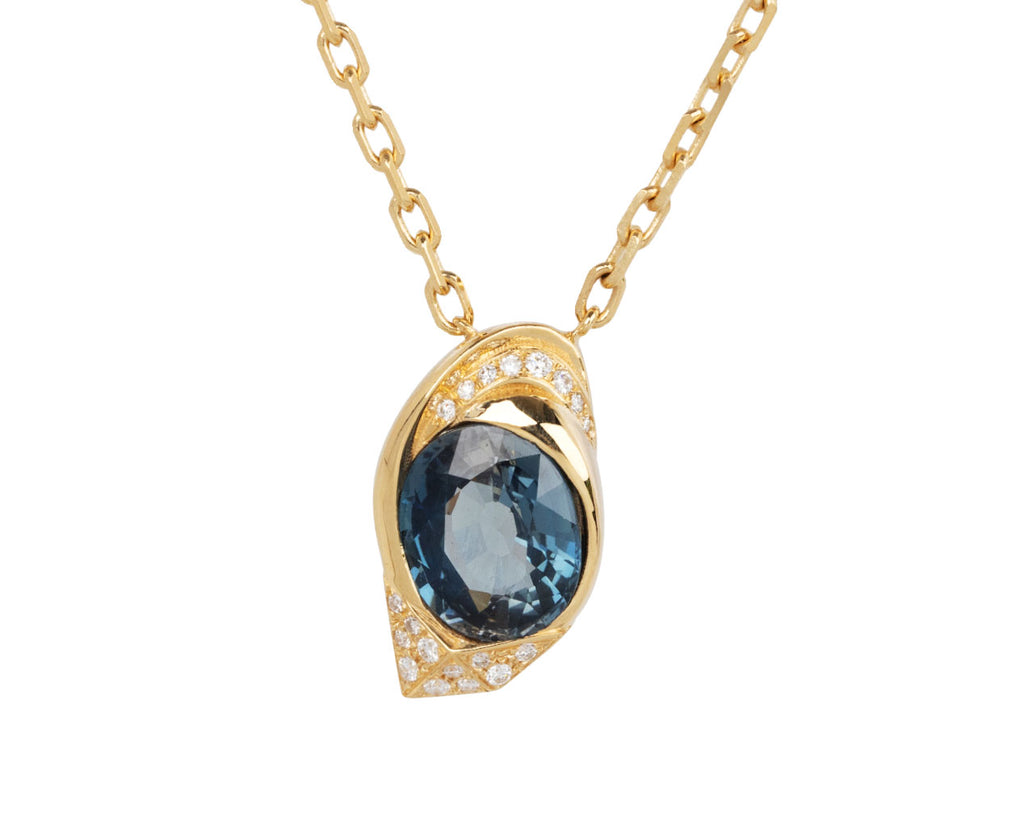 Dries Criel Blue Sapphire and Diamond Flux Pendant Necklace Close Up