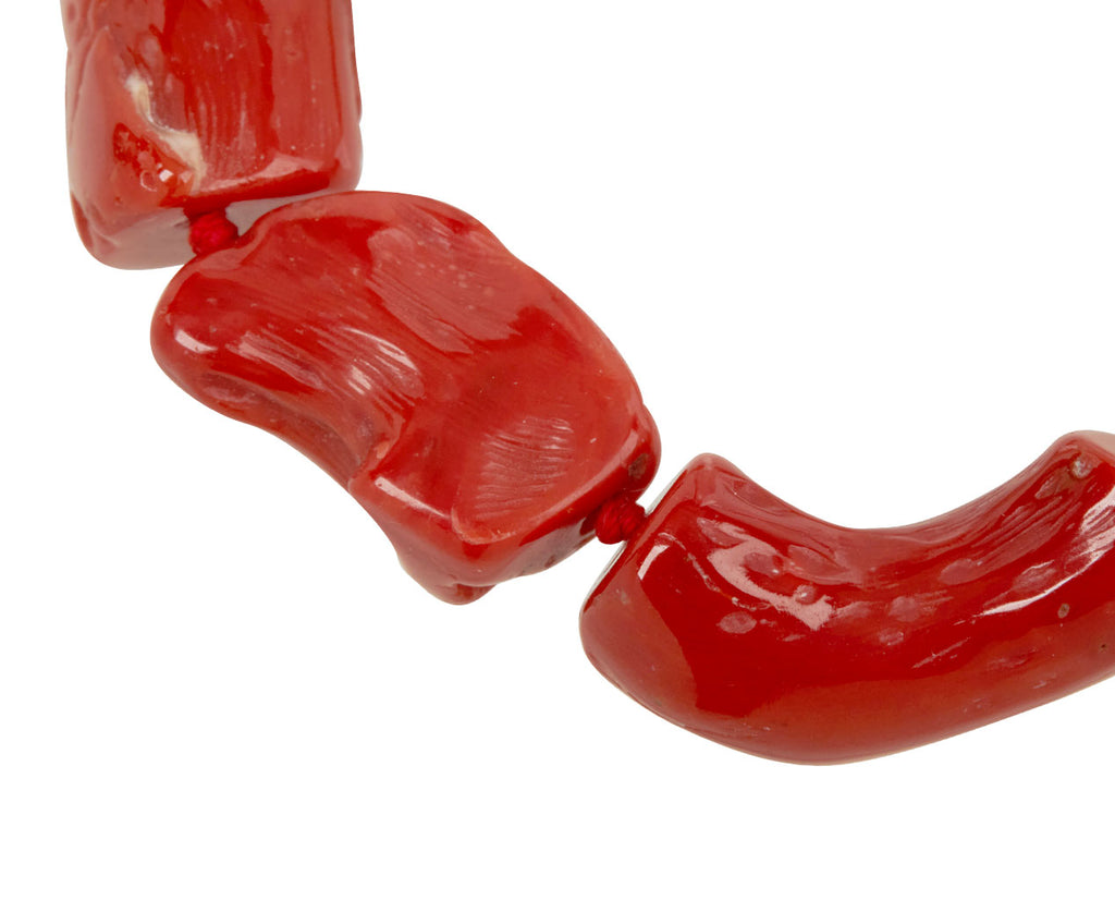Elva Heirloom Coral Beaded Bracelet - closeup