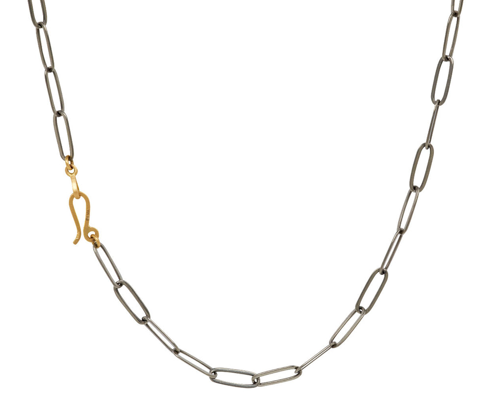 Elva Diamond Sardine Pendant Necklace - closure