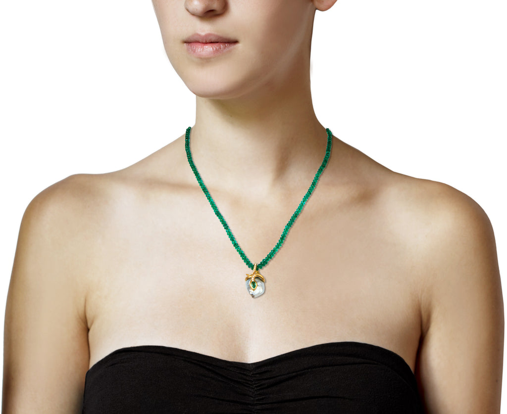 Zambian Emerald Bead Pearl Snake Necklace - TWISTonline 