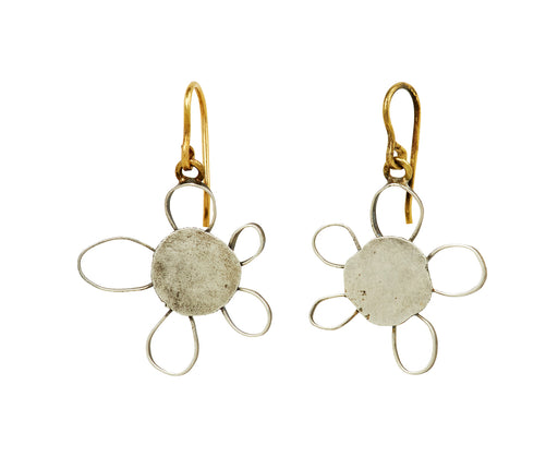 Silver Fun Flower Earrings - TWISTonline 