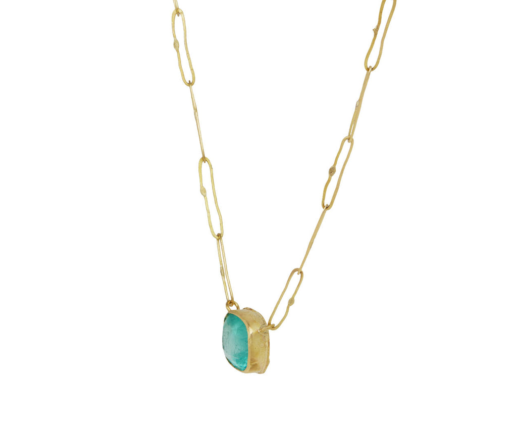Cushion Cut Emerald Echo Necklace