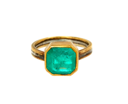 Lovely Square Colombian Emerald Ring - TWISTonline 