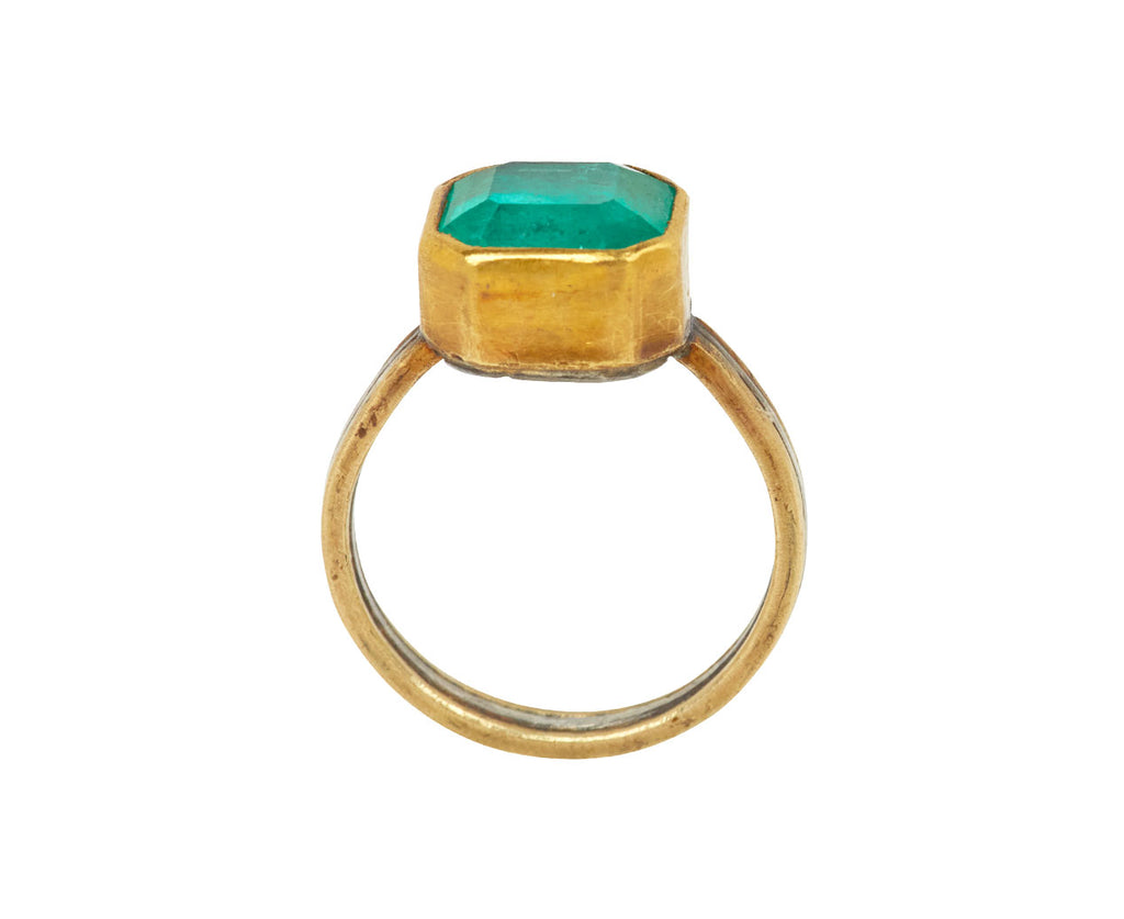 Lovely Square Colombian Emerald Ring - TWISTonline 