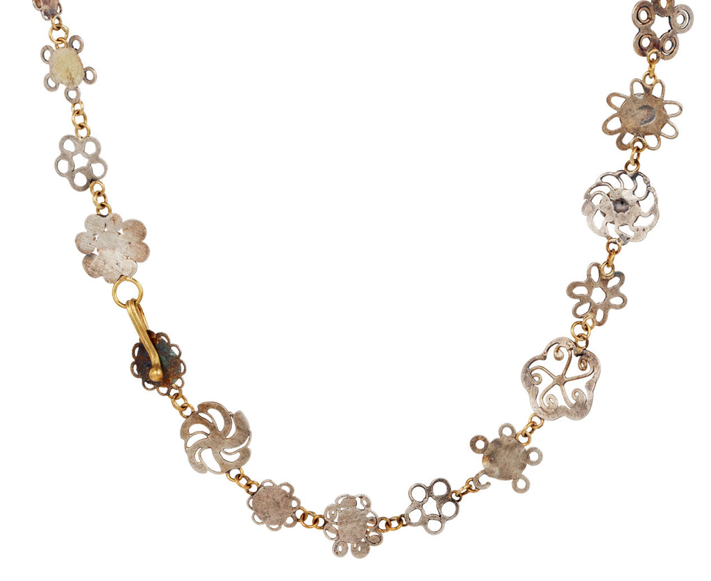 Silver Small Flowery Chain Necklace