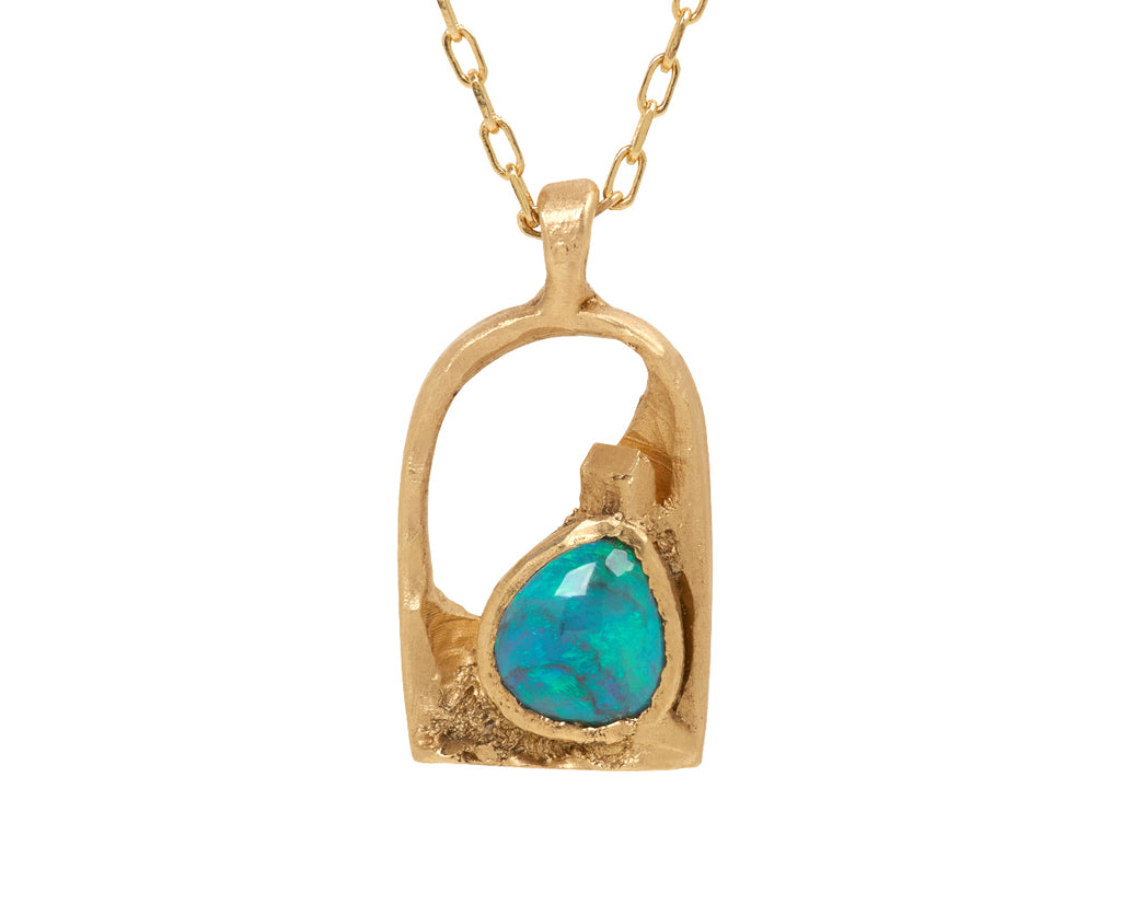 Opal Cabin Pendant Necklace - TWISTonline 