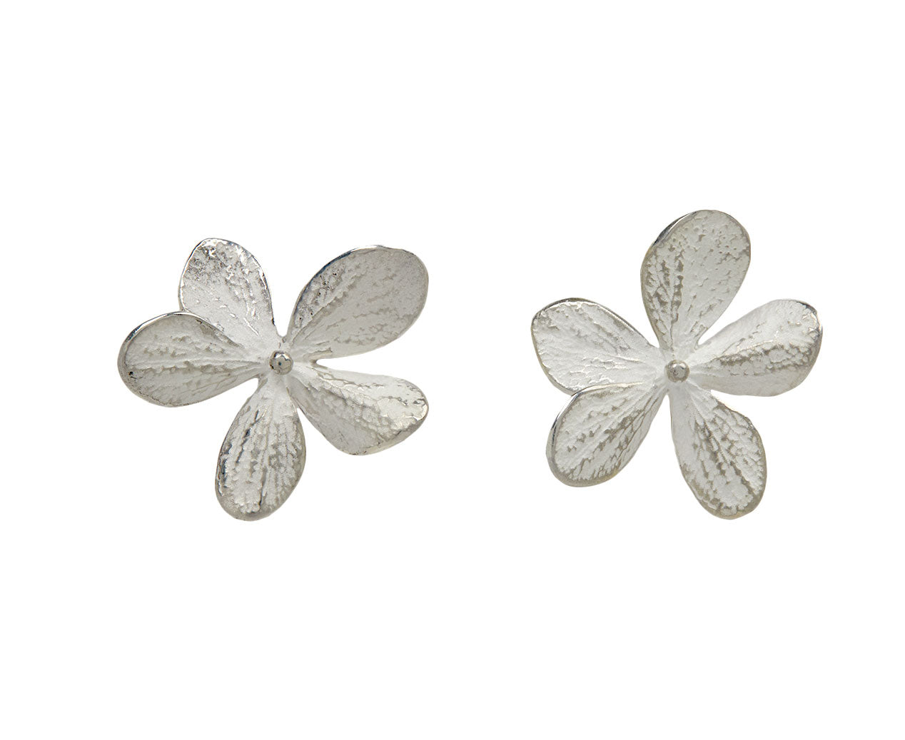 【STONEHENgE】POSY〜Silver Cubic Flower Earrings X0015 John Iverson Four Part Hydrangea Stud Earrings
