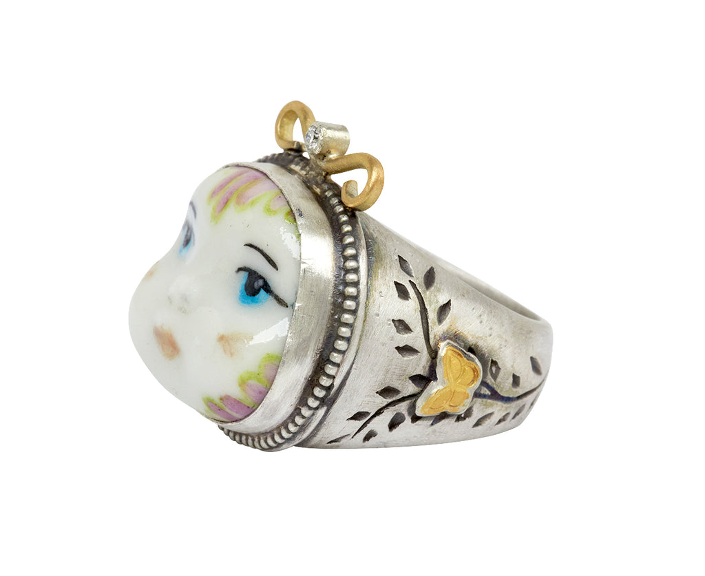 Melinda Risk Butterfly Doll Ring Side