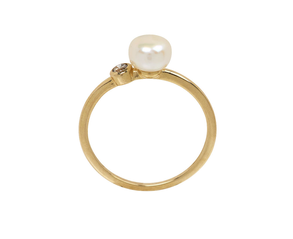 Pearl and Diamond Martha N°1 Ring