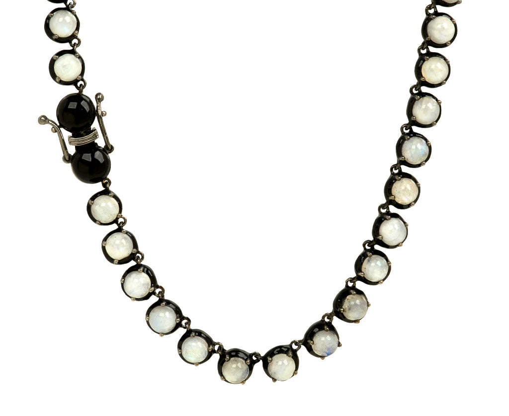 Nak Nakard Armstrong Large Georgian Rainbow Moonstone Rivière Necklace - closure