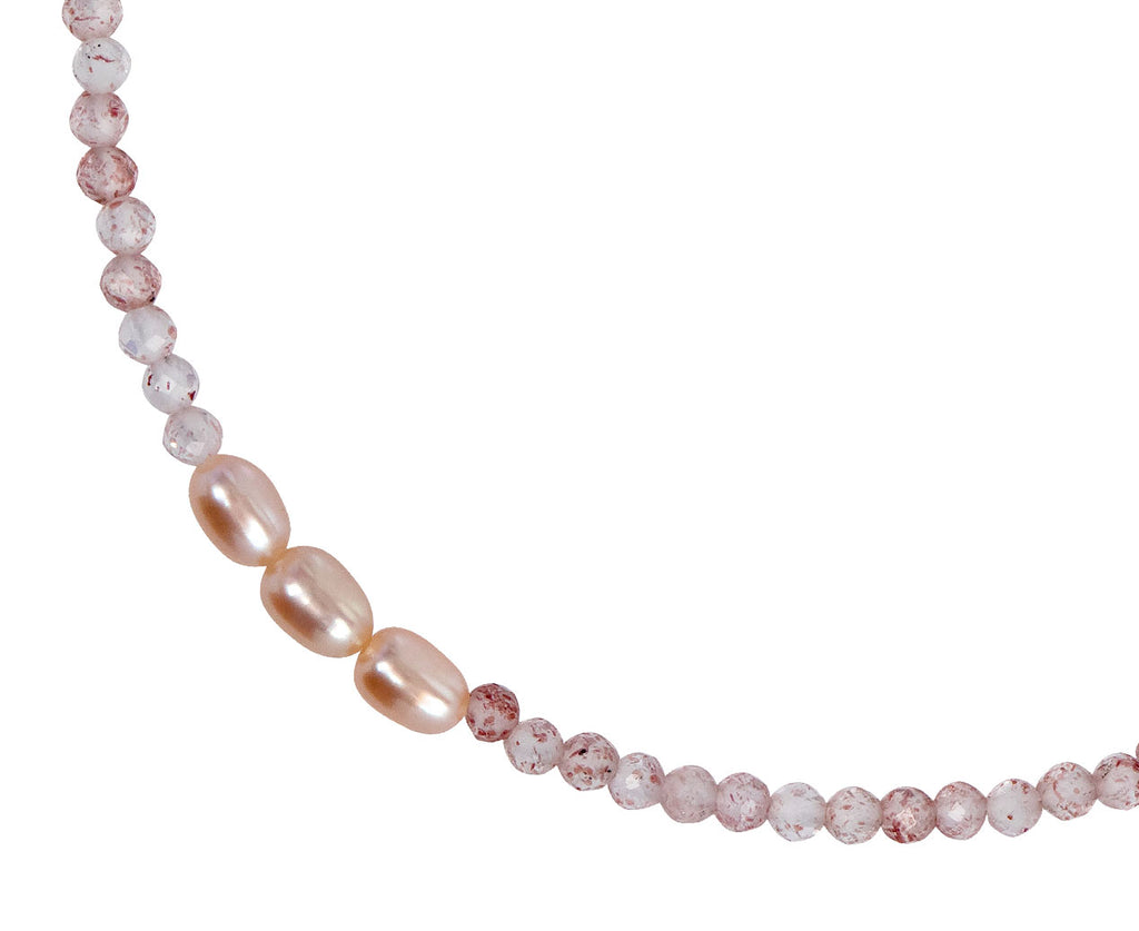 Margaret Solow Strawberry Quartz and Pink Pearl Beaded Bracelet - Closeup