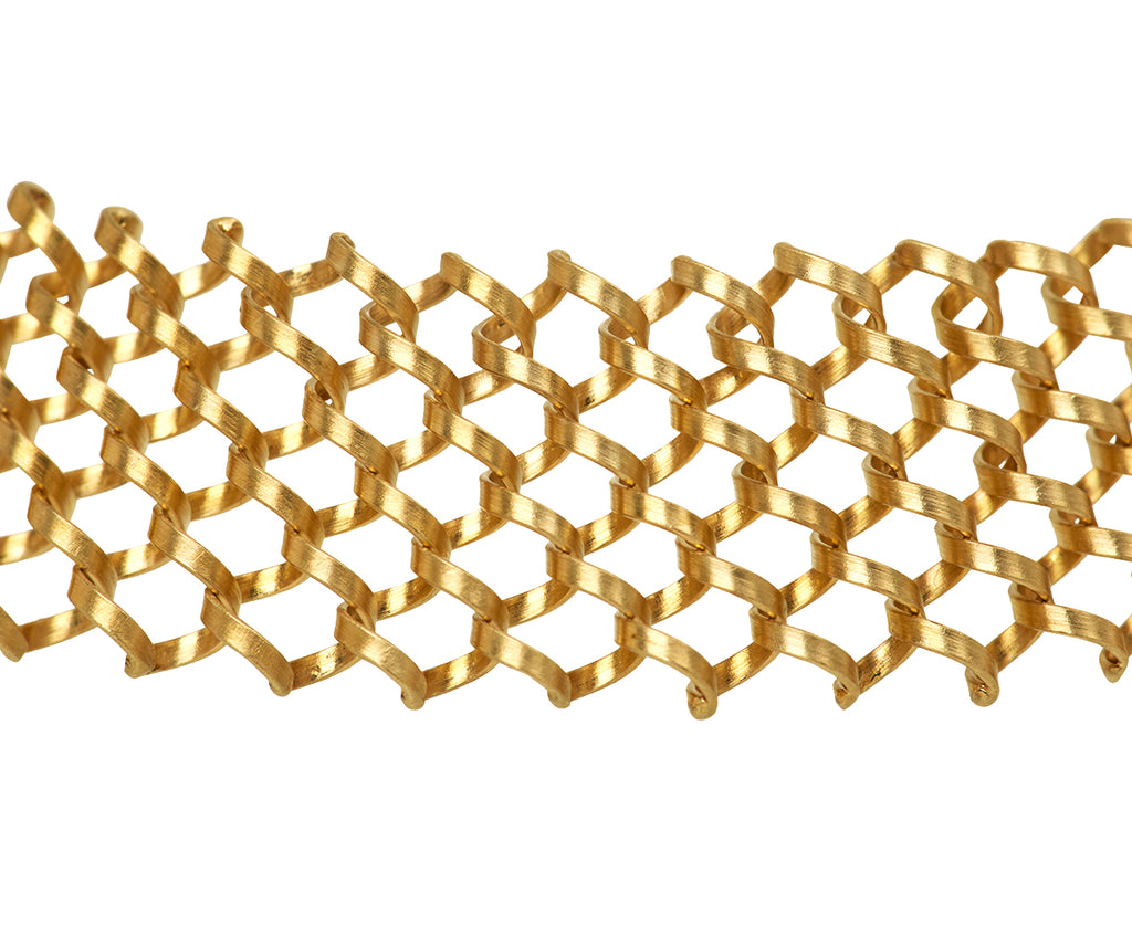 Nikolle Radi Handmade Fluid Chain Bracelet - Closeup