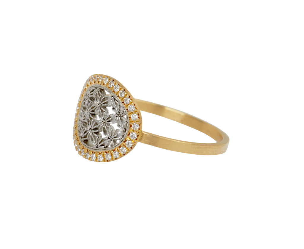 Nikolle Radi Small Oval Damask Ring - side