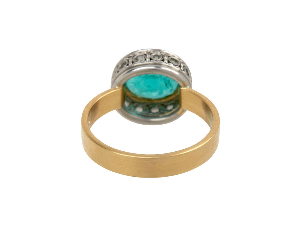 Oval Colombian Emerald Ring
