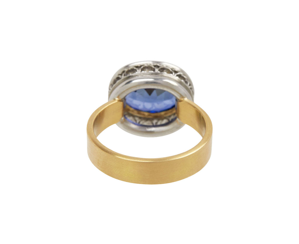 Oval Tanzanite Segovia Ring