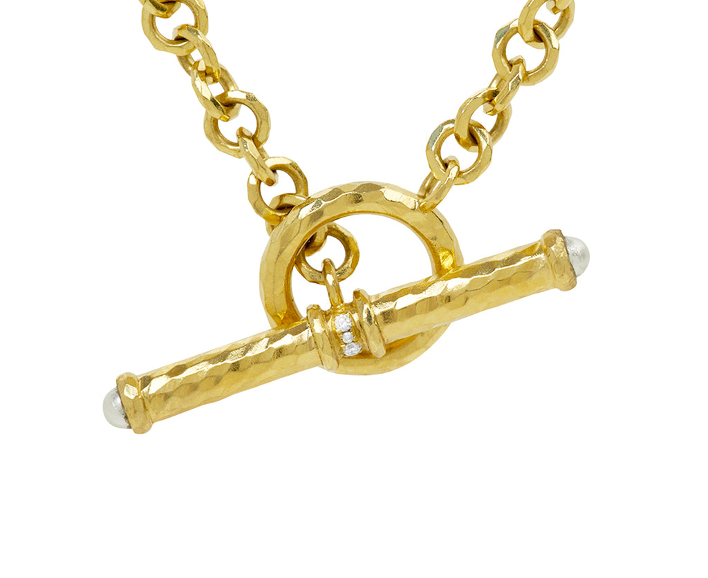 The Lower Coast Chain with Pearl Tribute Toggle