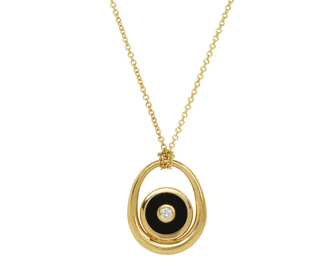 Retrouvai Onyx Midi Compass Sling Pendant Necklace