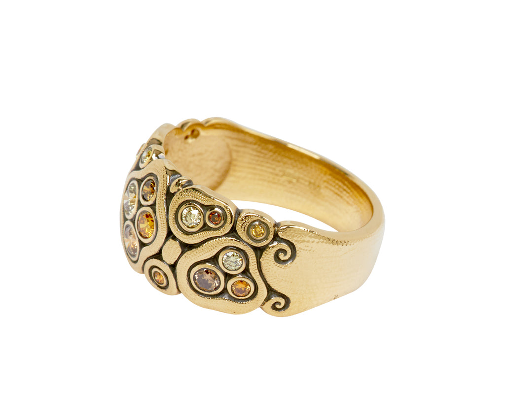 Diamond Swirling Water Ring